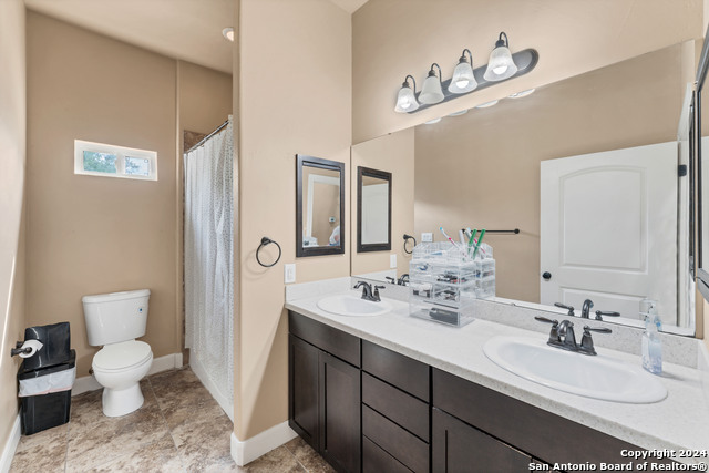 Image 31 of 40 For 8210 Roy Ln  
