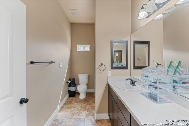 Image 32 of 40 For 8210 Roy Ln  