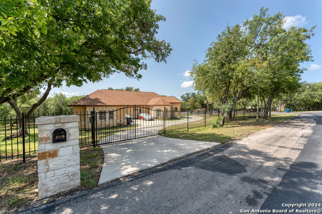 Image 8 of 40 For 8210 Roy Ln  
