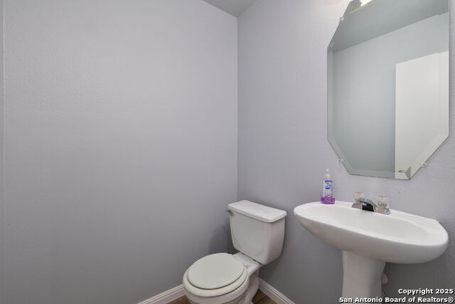 Image 13 of 23 For 7603 Braun Bend