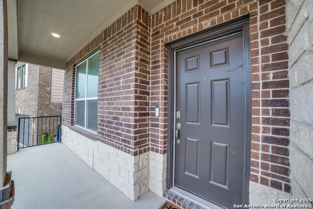 Image 3 of 25 For 15323 Danae Bend