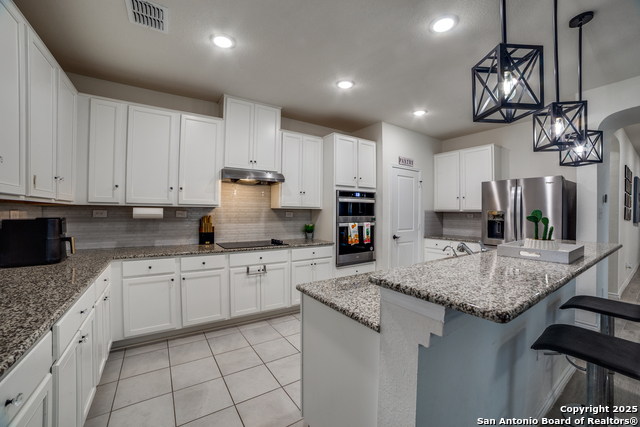 Image 6 of 25 For 15323 Danae Bend