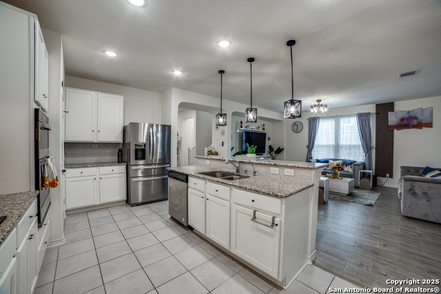 Image 7 of 25 For 15323 Danae Bend