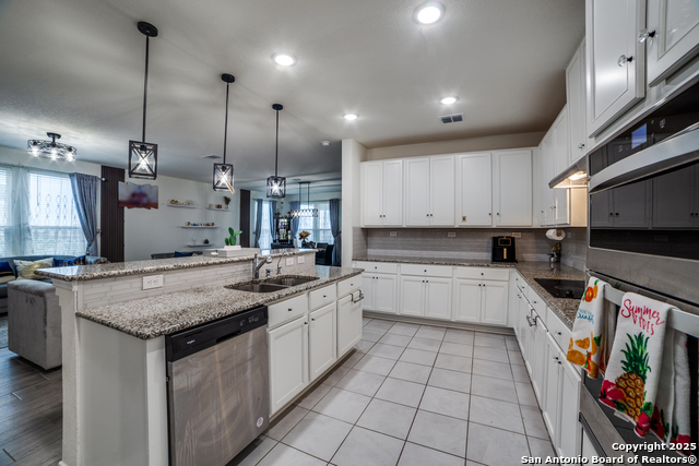 Image 8 of 25 For 15323 Danae Bend
