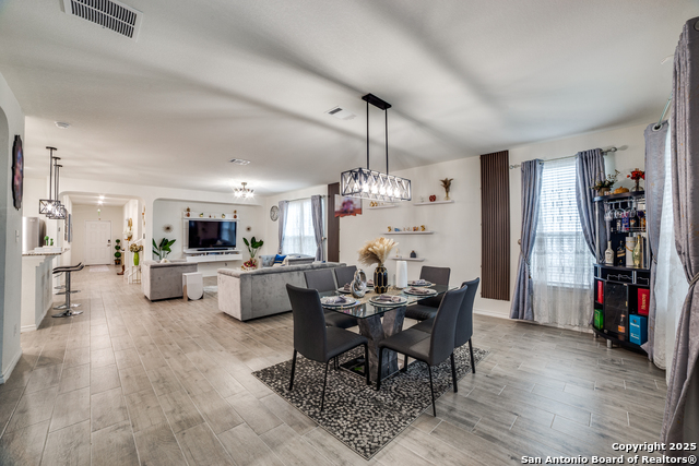 Image 9 of 25 For 15323 Danae Bend