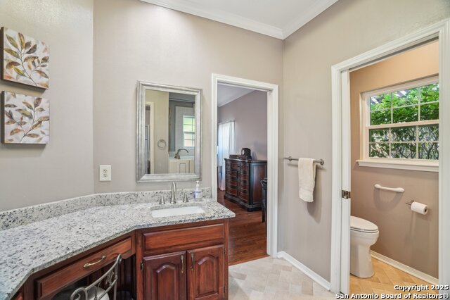 Image 21 of 40 For 11 Granburg Cir