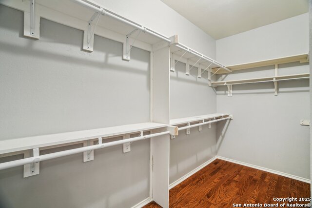 Image 23 of 40 For 11 Granburg Cir