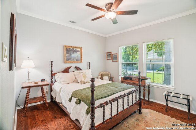Image 24 of 40 For 11 Granburg Cir