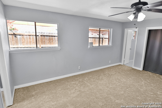 Image 11 of 30 For 6403 Ridge Creek