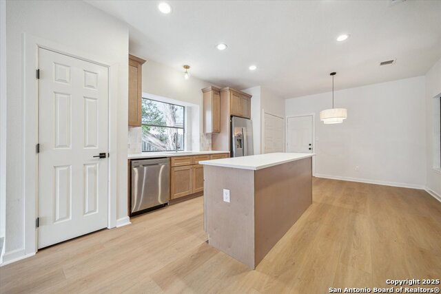Image 10 of 29 For 13415 Stairock