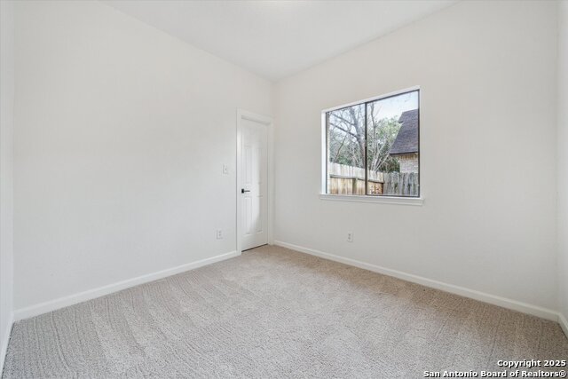 Image 18 of 29 For 13415 Stairock