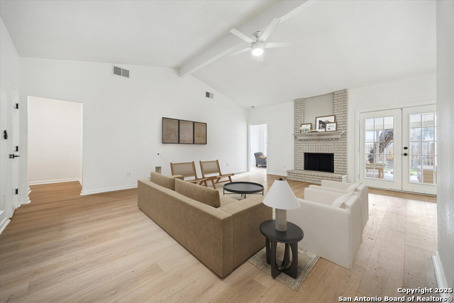 Image 7 of 29 For 13415 Stairock