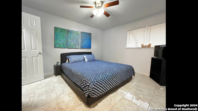 Image 7 of 9 For 6611 Southpoint  128
