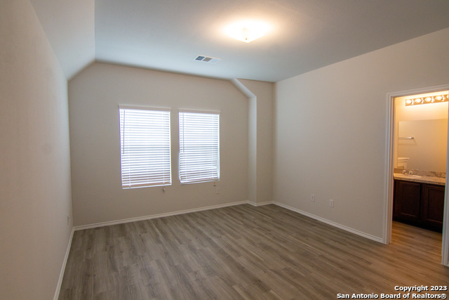 Image 8 of 10 For 9314 Dogwood Hill