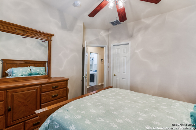 Listing photo id 15 for 32 Branwood