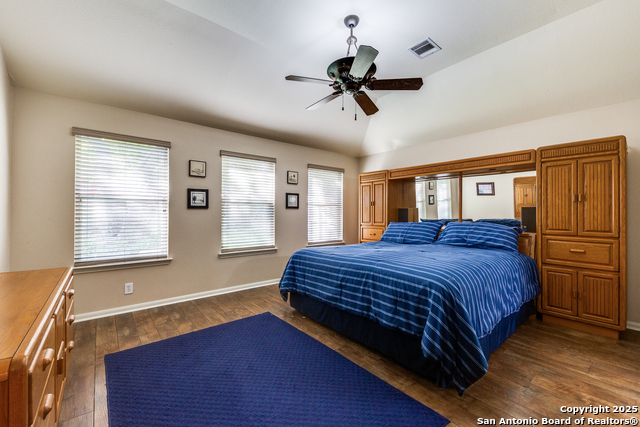 Listing photo id 23 for 32 Branwood