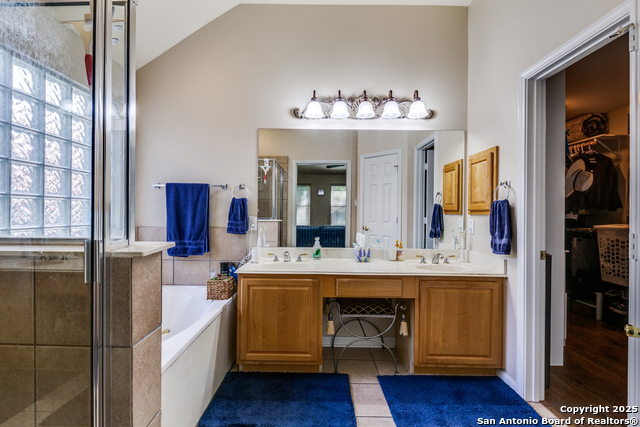 Listing photo id 26 for 32 Branwood