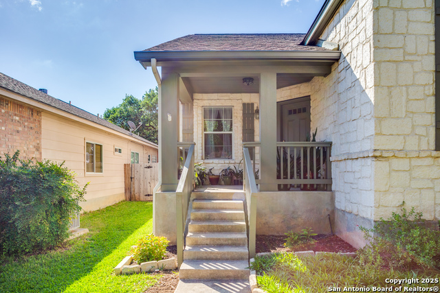Listing photo id 1 for 32 Branwood