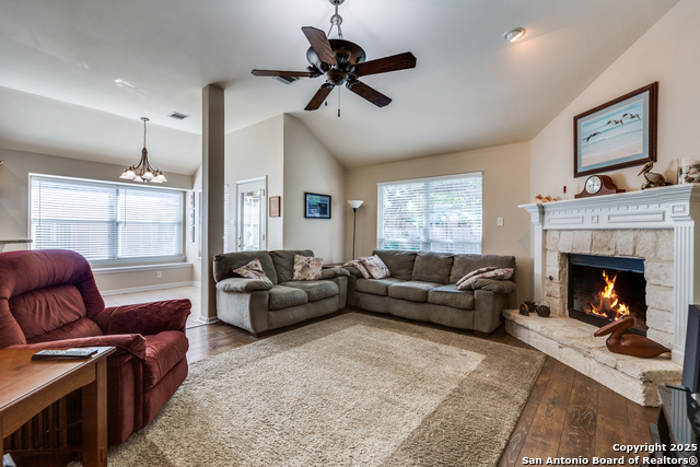 Listing photo id 34 for 32 Branwood