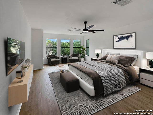 Listing photo id 11 for 15827 Marisa