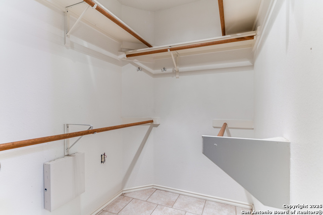 Image 16 of 26 For 5863 Spring Sq