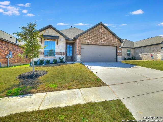 Image 2 of 40 For 9342 Crestway Rd