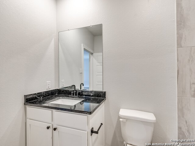 Image 32 of 40 For 9342 Crestway Rd