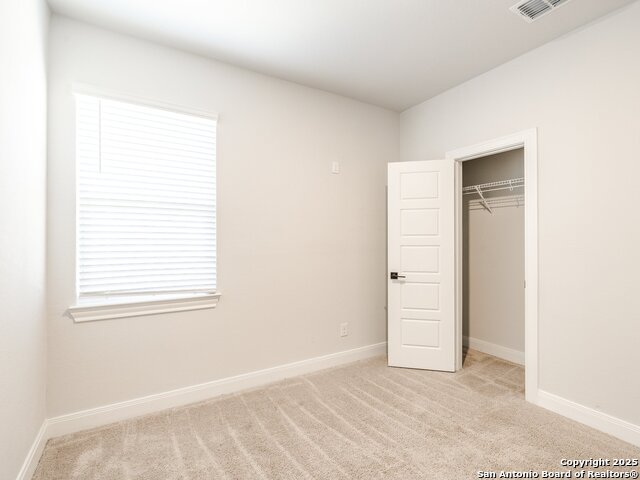 Image 34 of 40 For 9342 Crestway Rd