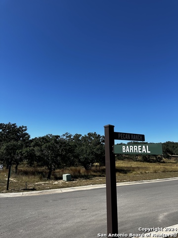 Listing photo id 3 for 11205 Barreal