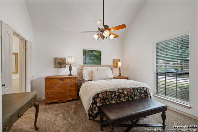 Listing photo id 15 for 107 River Knoll