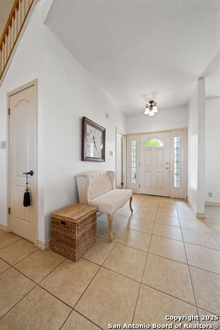 Listing photo id 2 for 107 River Knoll