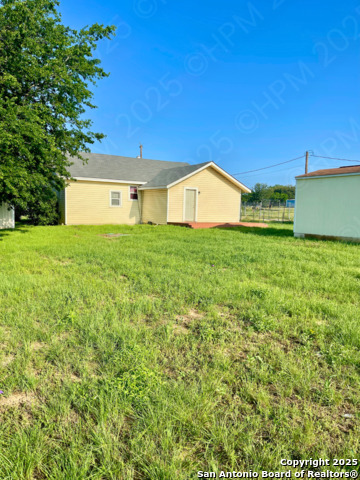 Listing photo id 10 for 30020 Leroy Scheel Rd