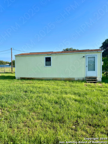 Listing photo id 11 for 30020 Leroy Scheel Rd