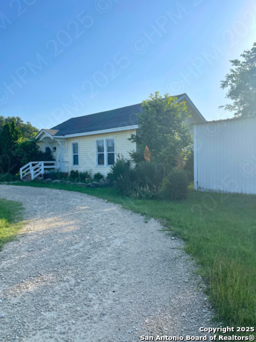 Listing photo id 0 for 30020 Leroy Scheel Rd