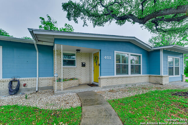 Details for 402 Glenview, San Antonio, TX 78201