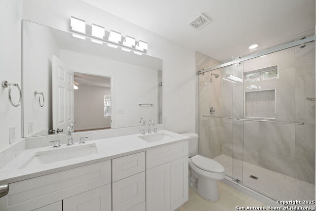 Listing photo id 17 for 1212 Morales