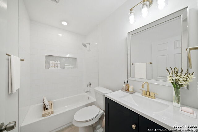 Listing photo id 24 for 1212 Morales
