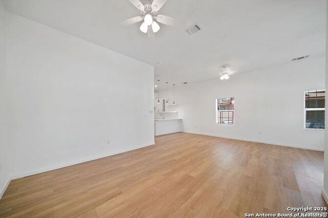 Listing photo id 6 for 1212 Morales