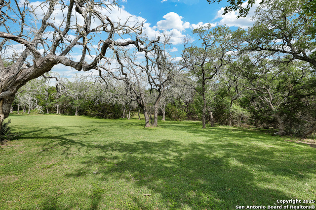 Image 47 of 50 For 201 Oak Ridge