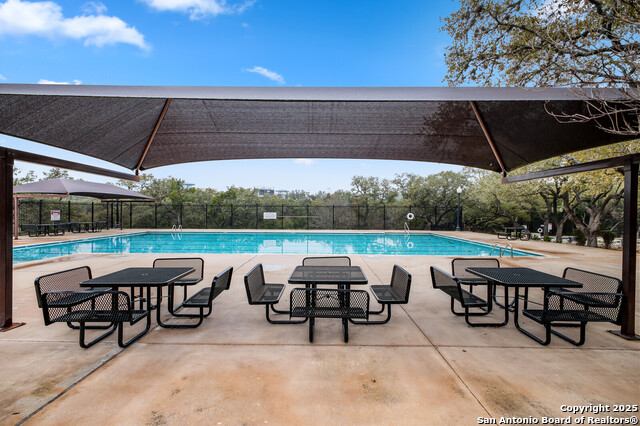 Image 45 of 48 For 18127 Brookwood Forest