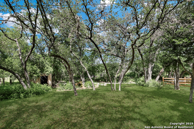 Image 34 of 38 For 8318 Wickersham