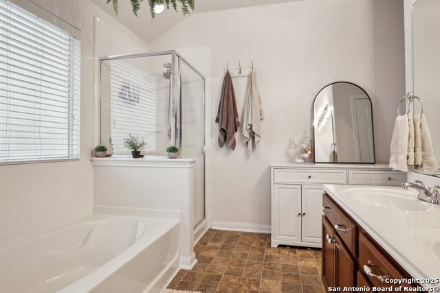 Listing photo id 19 for 7938 Sterling Manor