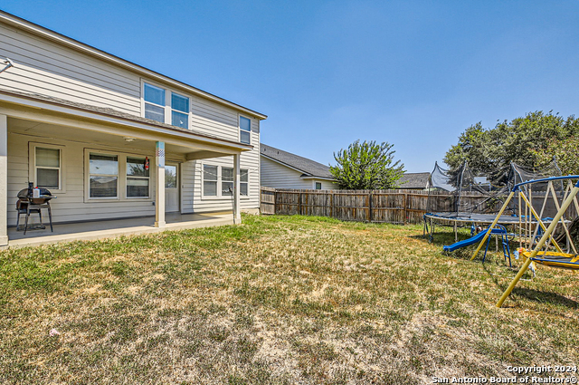 Listing photo id 13 for 9727 Gypsy Cv