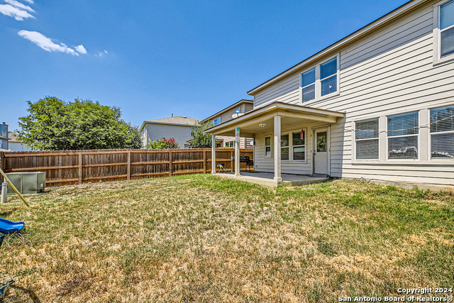 Listing photo id 14 for 9727 Gypsy Cv