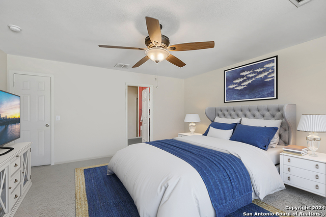 Listing photo id 5 for 9727 Gypsy Cv