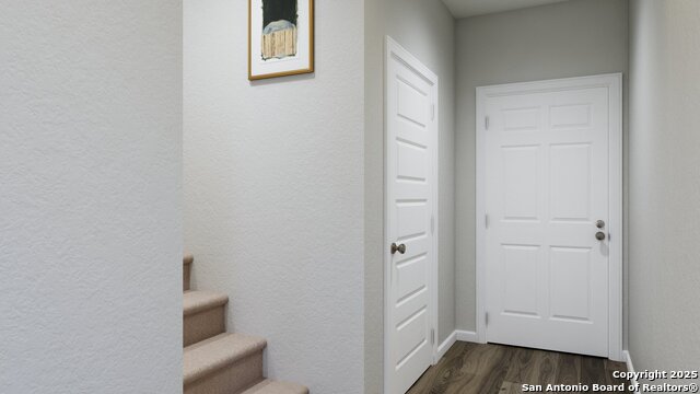 Listing photo id 3 for 4315 Wichita Woods