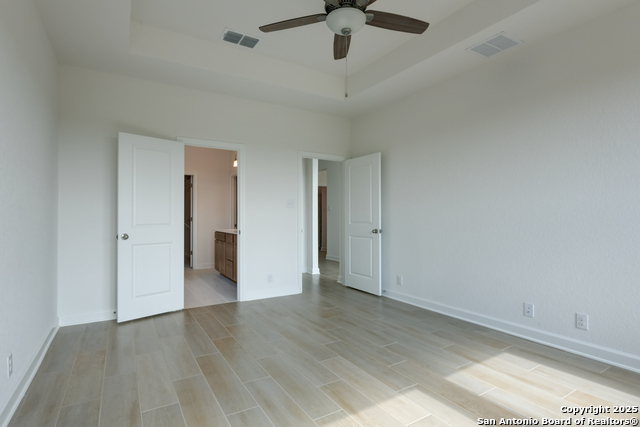 Image 17 of 34 For 148 Mallorys Way