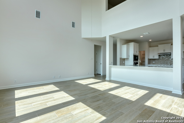 Image 9 of 34 For 148 Mallorys Way