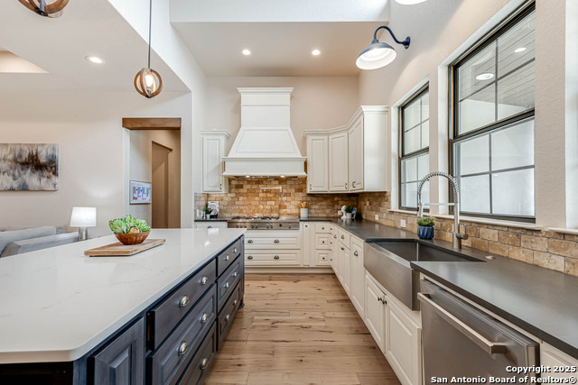 Image 10 of 40 For 1158 River Way