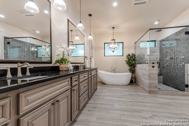 Image 18 of 40 For 1158 River Way